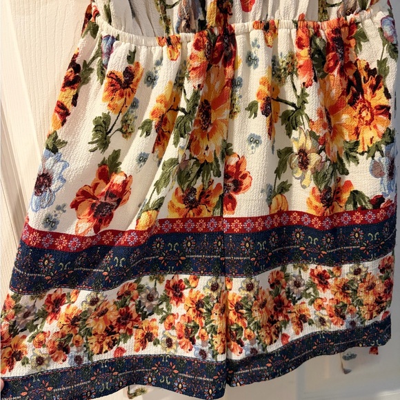 Floral Romper with Ruffles - Picture 6 of 11